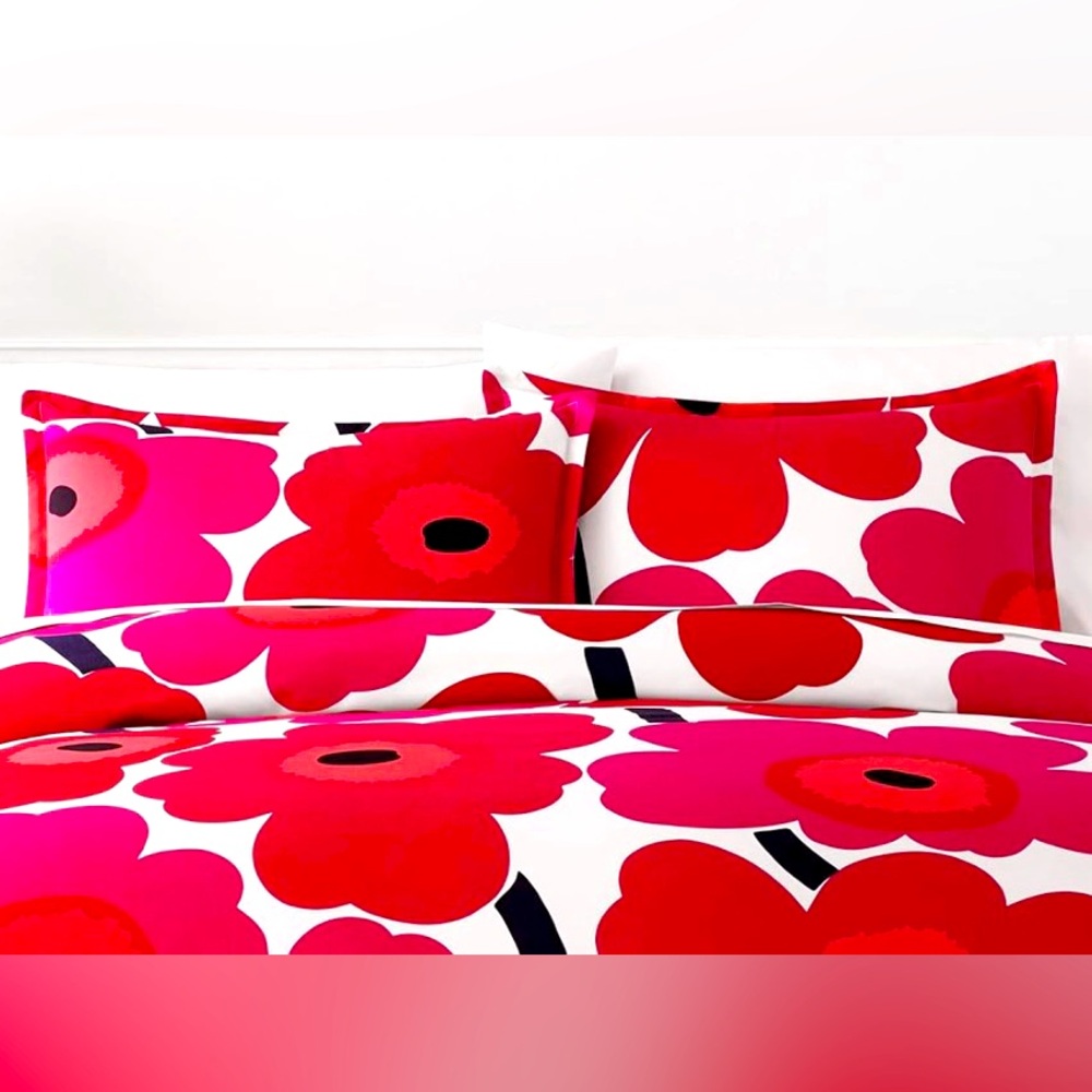 Marimekko Unikko King Pillow Shams (red/white; sold as a pair of two)